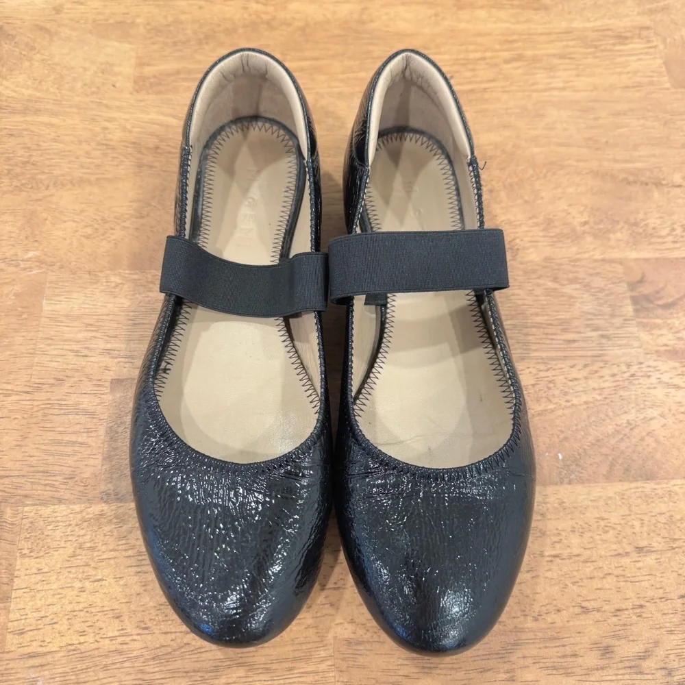 M Gemi Black Patent Mary Jane Flats Women’s 36.5 6.5 with Elastic Strap Italy